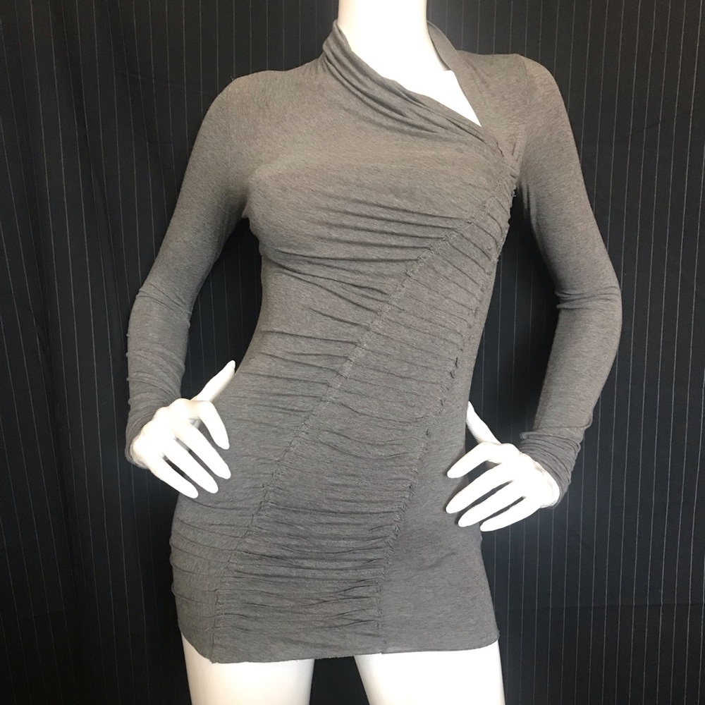 Bailey 44 Size XS Heather Grey Long Sleeve Distressed Pleated Detail Top
